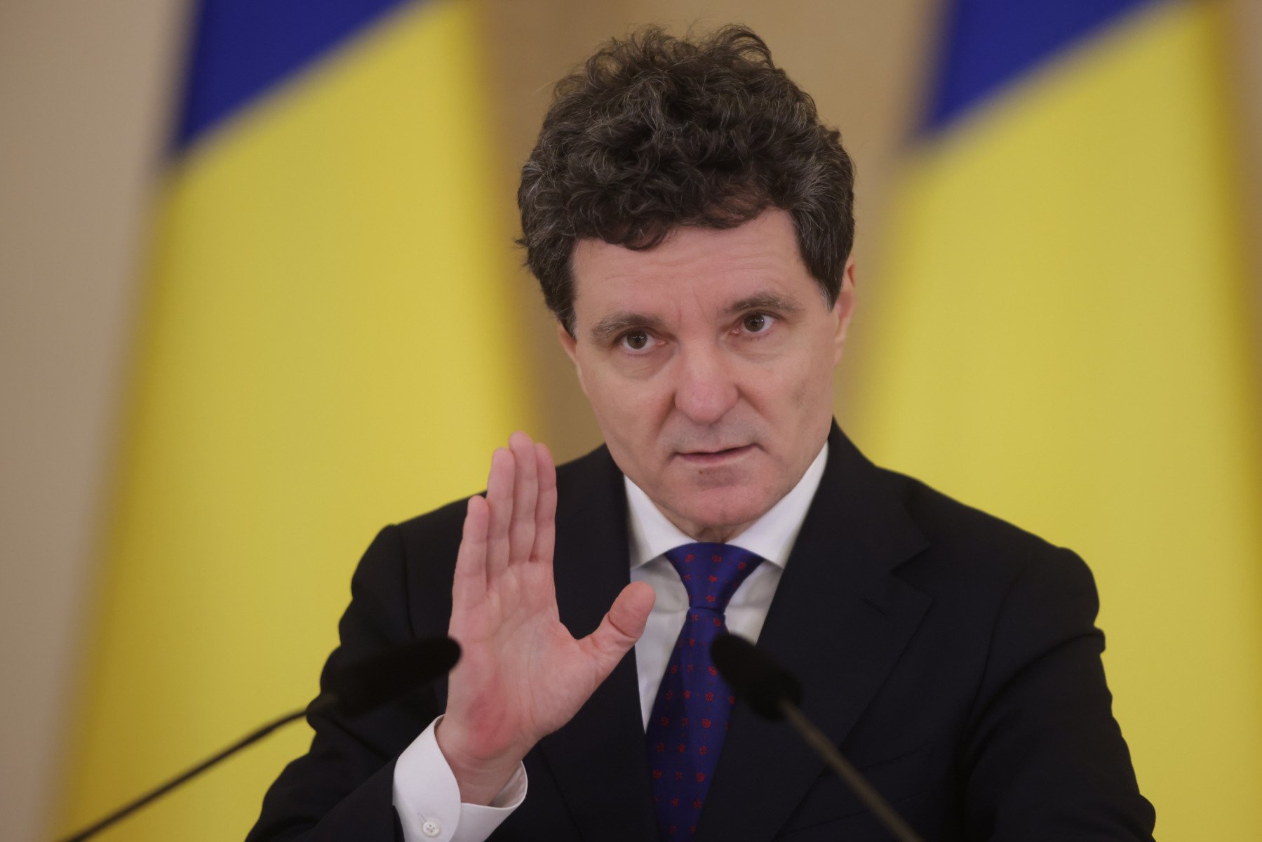 Nicușor Dan suspendă negocierile pentru șefia serviciilor secrete, așteaptă finalizarea concursului pentru procurori și buget