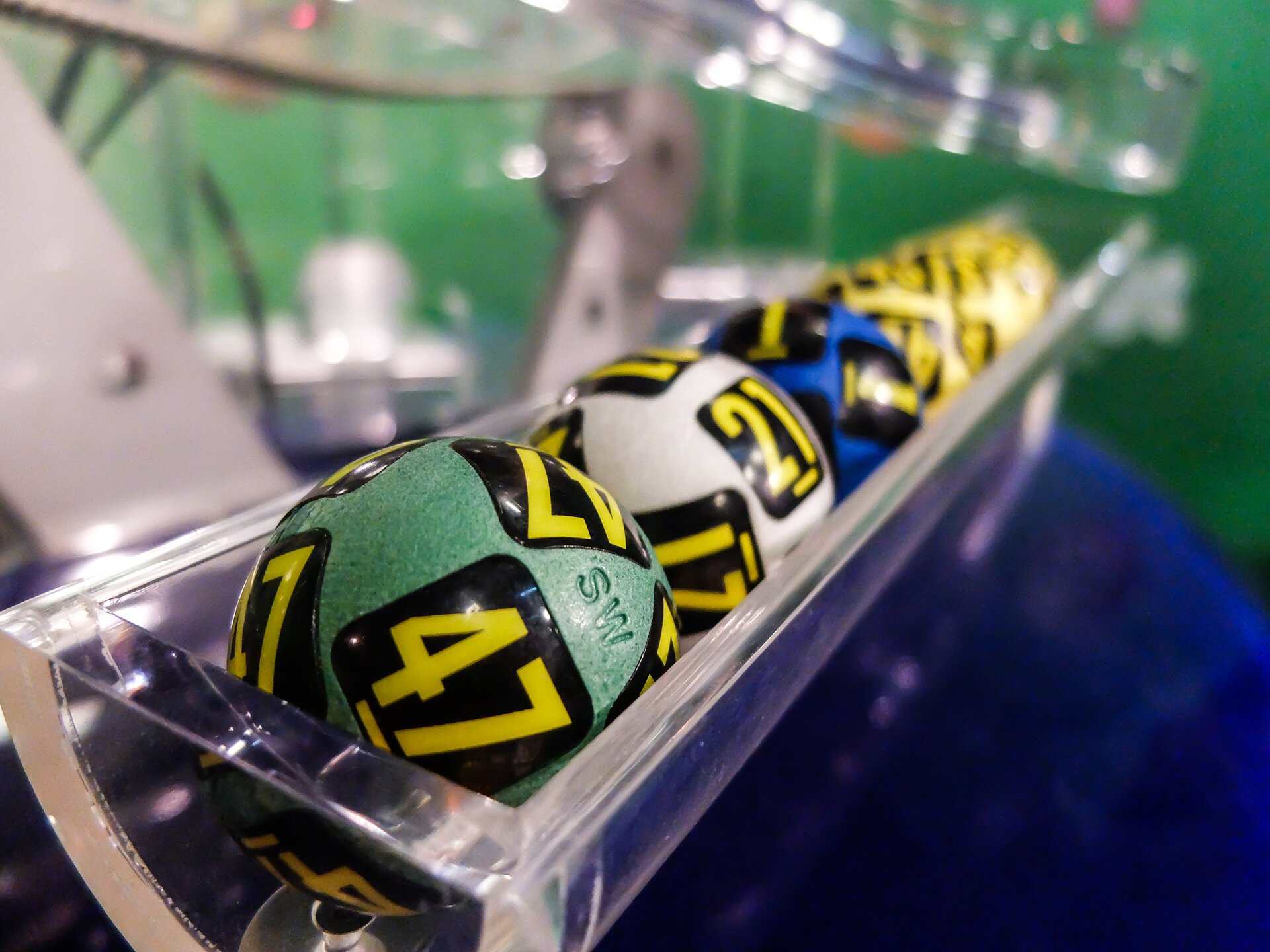 LOTO de Anul Nou: Report incredibil de peste 1,7 milioane de euro!