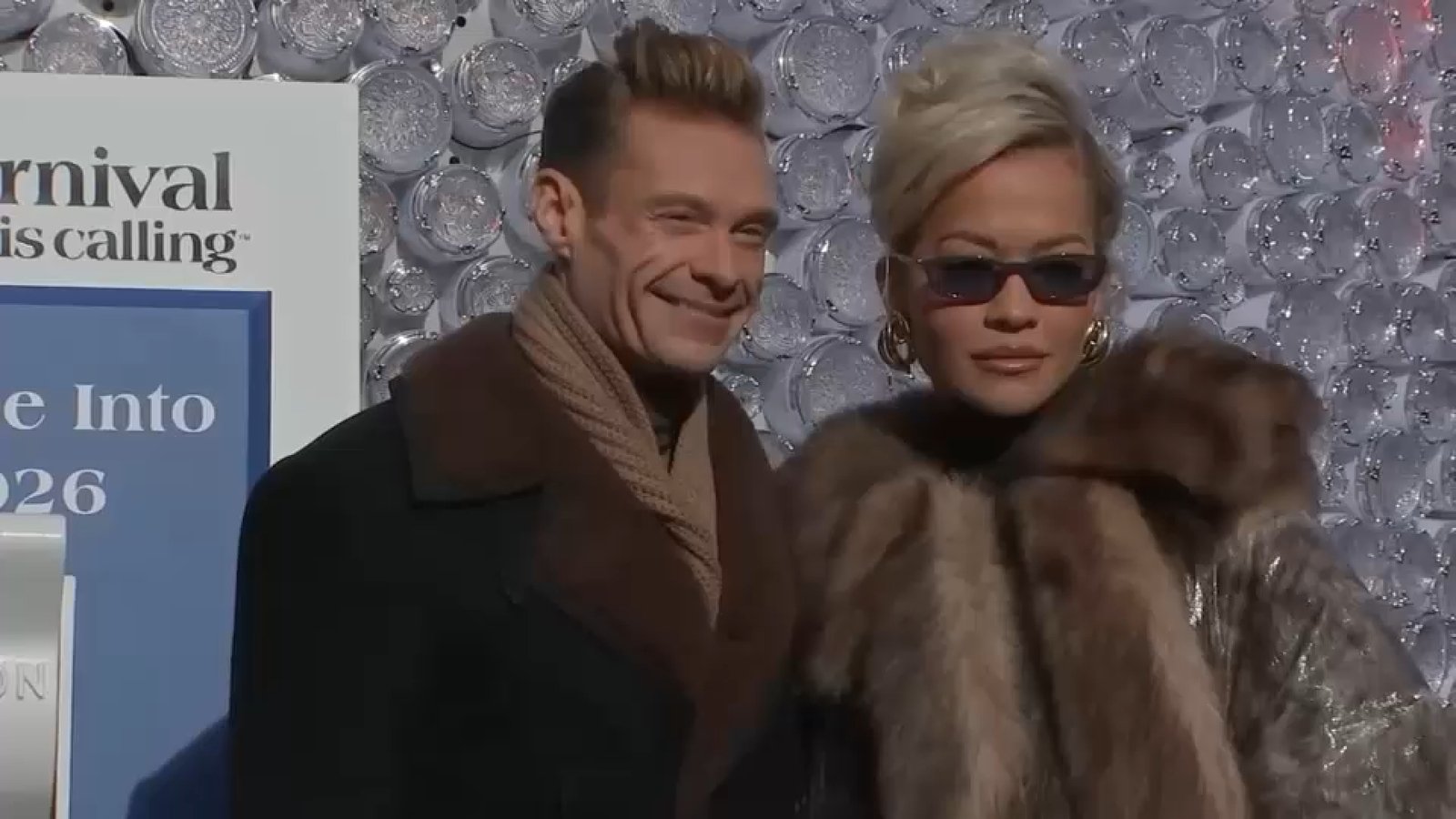 Se anunță spectacolul anului: „Dick Clark's New Year's Rockin' Eve” cu Ryan Seacrest și Rita Ora Pe 31 decembrie 2025, New York-ul se pregătește pentru una dintre cele mai așteptate sărbători din lume: revelionul din Times Square, prezentat de Ryan Seacrest și Rita Ora, în cadrul cunoscutului program „Dick Clark's New Year's Rockin' Eve”