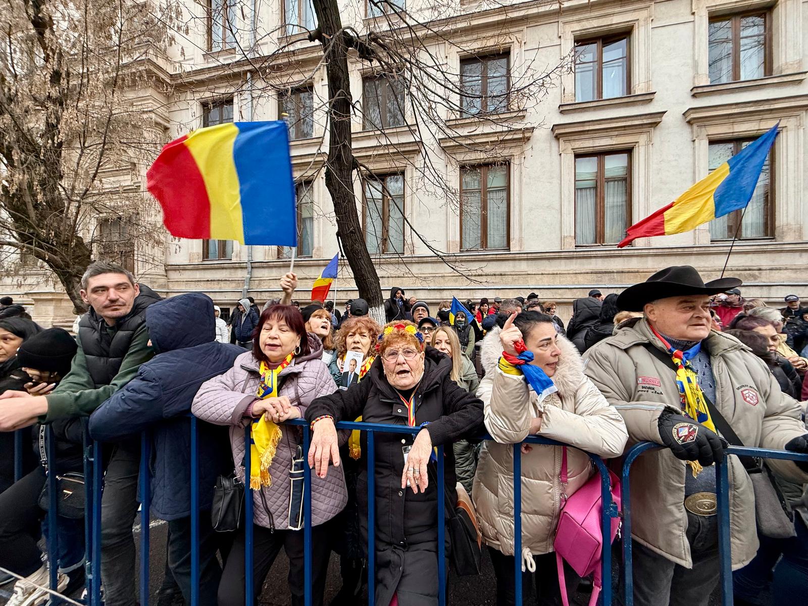 ONG contestă înființarea comitetului pentru modificarea Legilor Justiției; coaliția contestatarilor include Călin Georgescu