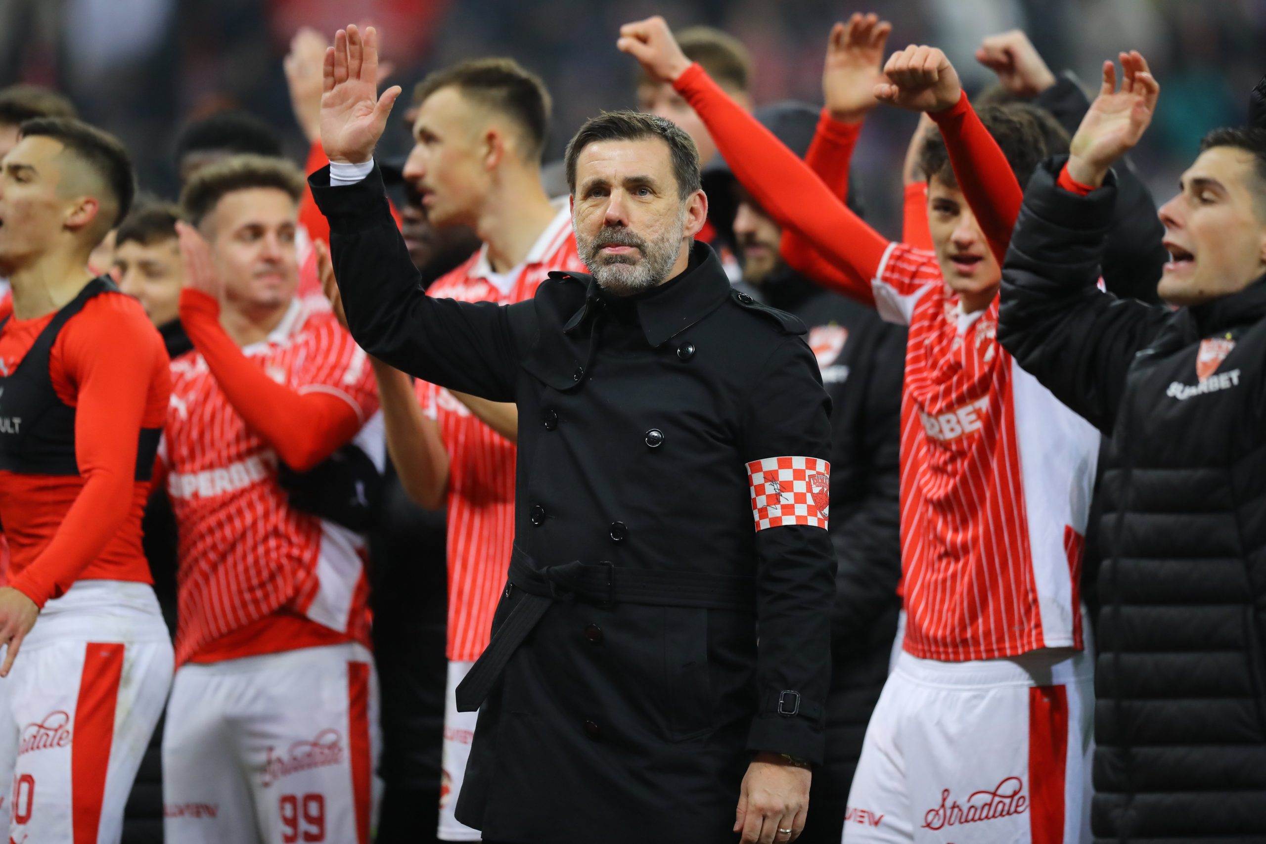 [ad_1] Dinamo București a încheiat anul pe locul patru în clasamentul Superligii, la doar două puncte distanță de liderul Universitatea Craiova