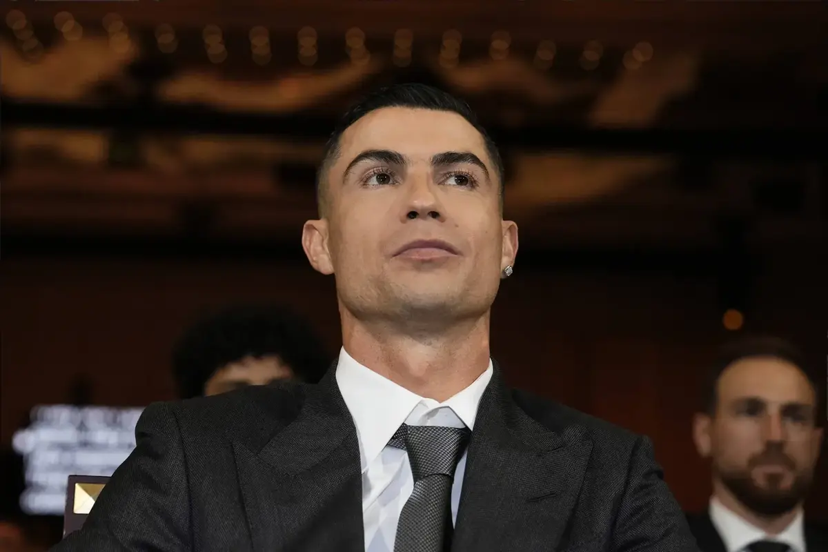 Cristiano Ronaldo, o legendă în plină ascensiune în Arabia Saudită Cristiano Ronaldo continuă să surprindă lumea fotbalului, având parte de o carieră impresionantă în Arabia Saudită