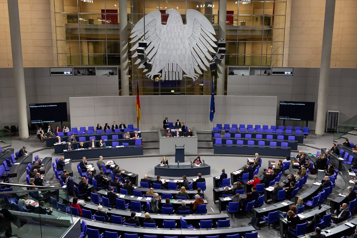 Parlamentul German a aprobat joi o reformă semnificativă în domeniul achiziției de echipamente militare, având ca scop accelerarea și simplificarea procedurilor de cumpărare pentru forțele armate