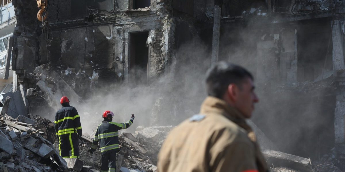 327V97W-highres-e1649415847494.jpg - Presa360