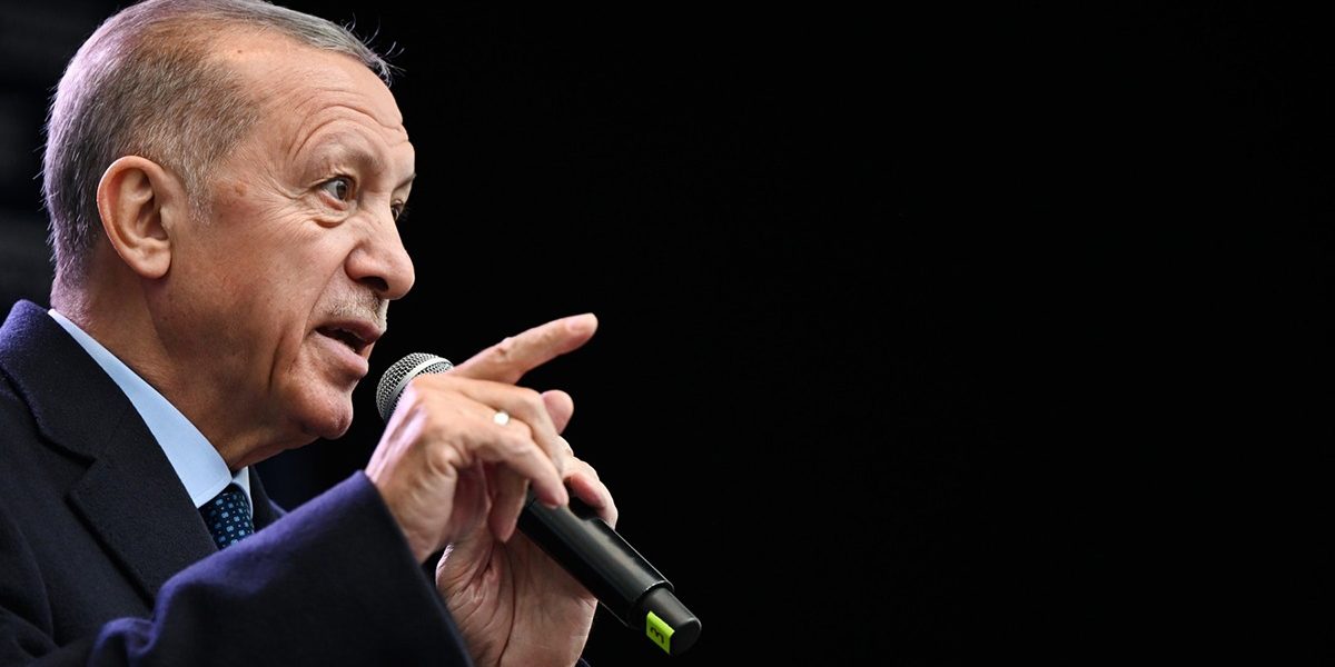 33EX2ZY-preview.jpg - Presa360