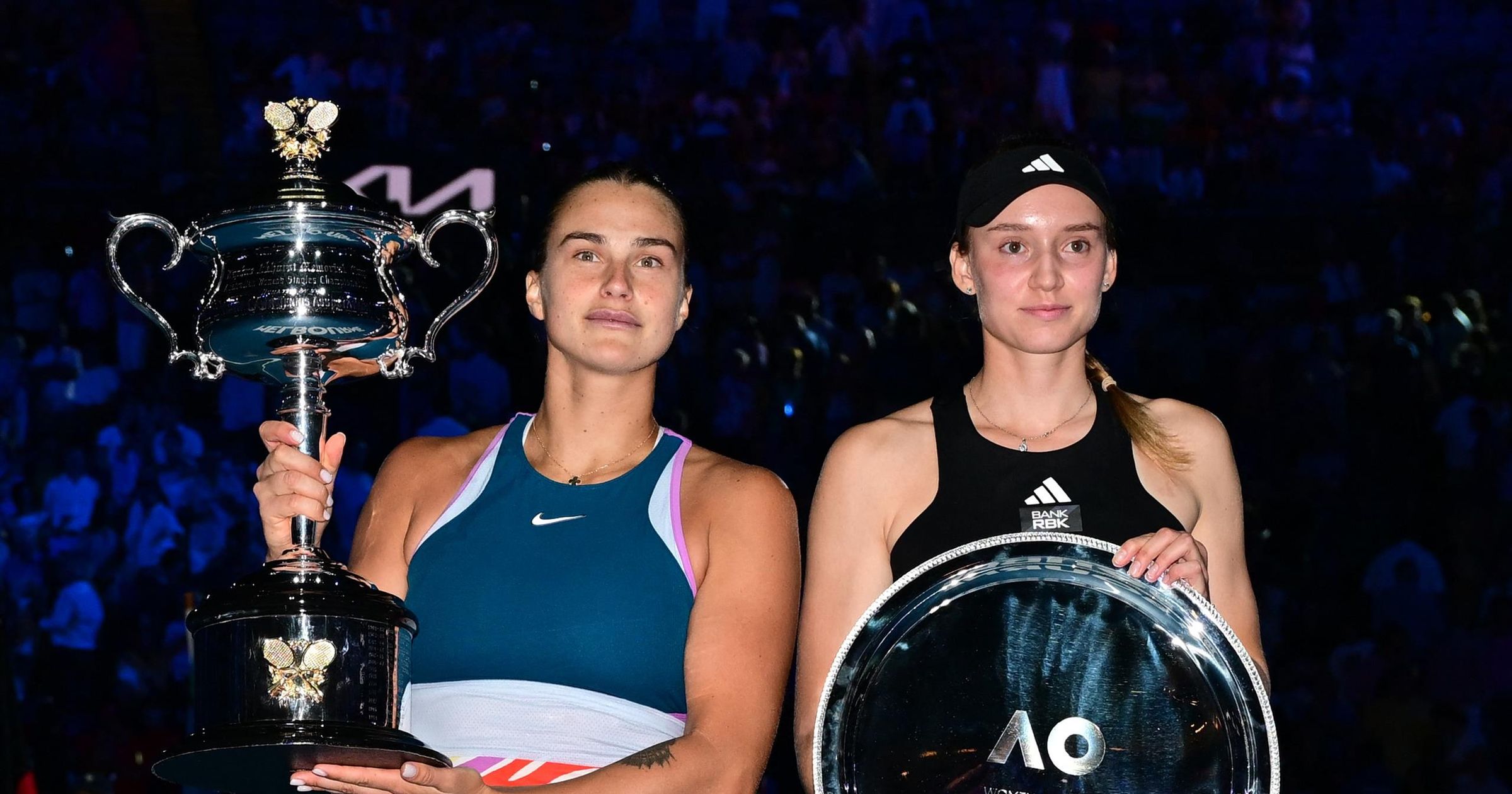 Sabalenka și Rybakina se pregătesc pentru finala istorică de la Australian Open Aryna Sabalenka și Elena Rybakina se vor confrunta sâmbătă, de la ora 10.30, în marea finală a turneului Australian Open 2026, într-un duel ce promite intensitate și spectacol