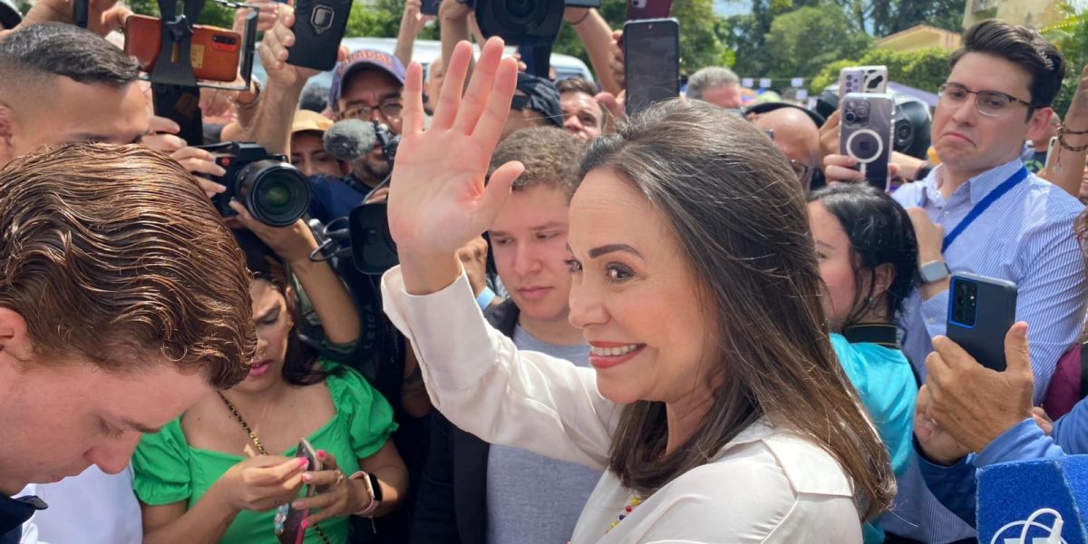 395437888_871124287705896_5420936816852371820_n.jpg - Presa360