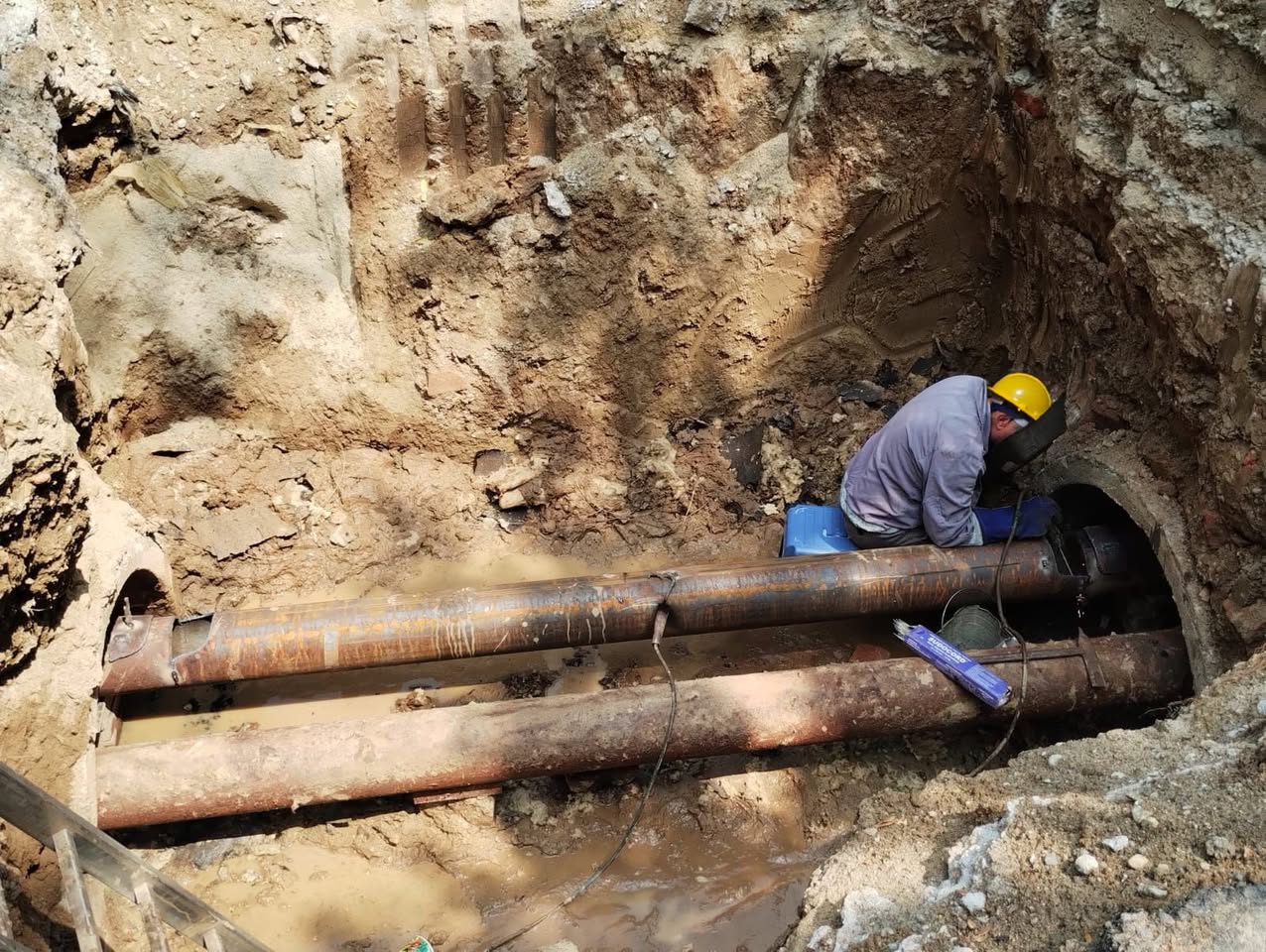 Primăria Capitalei se confruntă cu o situație de criză financiară în domeniul termoficării, după ce a acumulat datorii de peste 100 de milioane de euro către compania municipală Termoenergetica București (CMTEB)