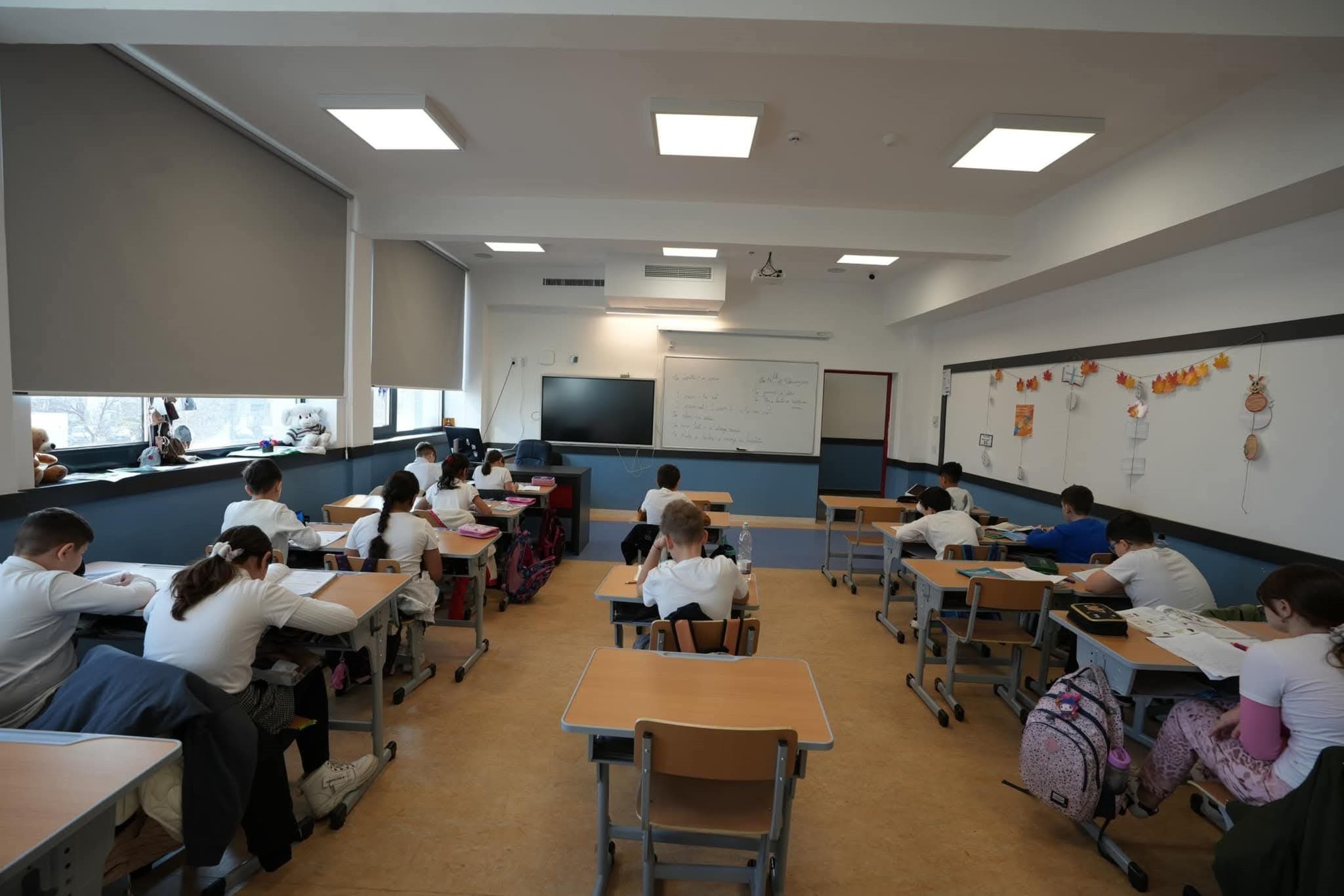 Programul „Școală după Școală” revine în Sectorul 3, dar fără asigurarea hranei Tensiuni și controverse în Sectorul 3 al Capitalei după anunțul privind suspendarea temporară a programului „Școală după Școală”, un sprijin esențial pentru mii de elevi și familiile lor