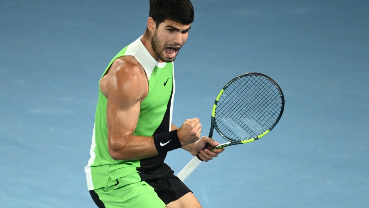 Carlos Alcaraz a scris astăzi un nou capitol în cariera sa impresionantă, reușind să ajungă pentru prima dată în semifinale la Openul de Australia