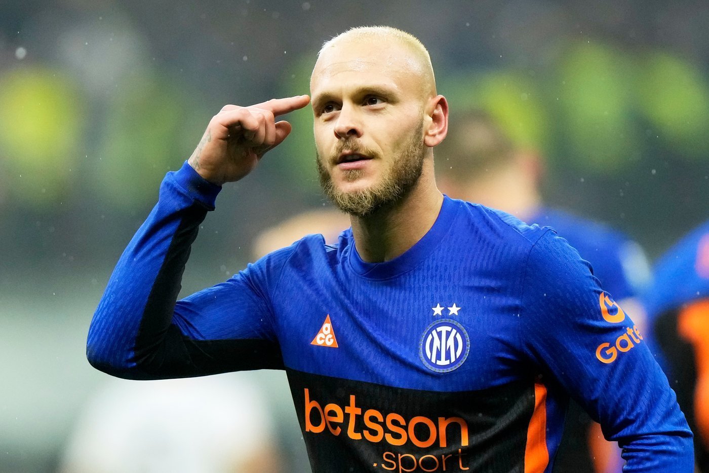 Inter Milan revine spectaculos și își consolidează poziția în fruntea Serie A Inter Milan a oferit un spectacol de excepție pe terenul propriu, învingând pe Pisa cu un categoric 6-2, după ce a fost în fața unui început neașteptat de meci, în care a fost condusă cu 2-0