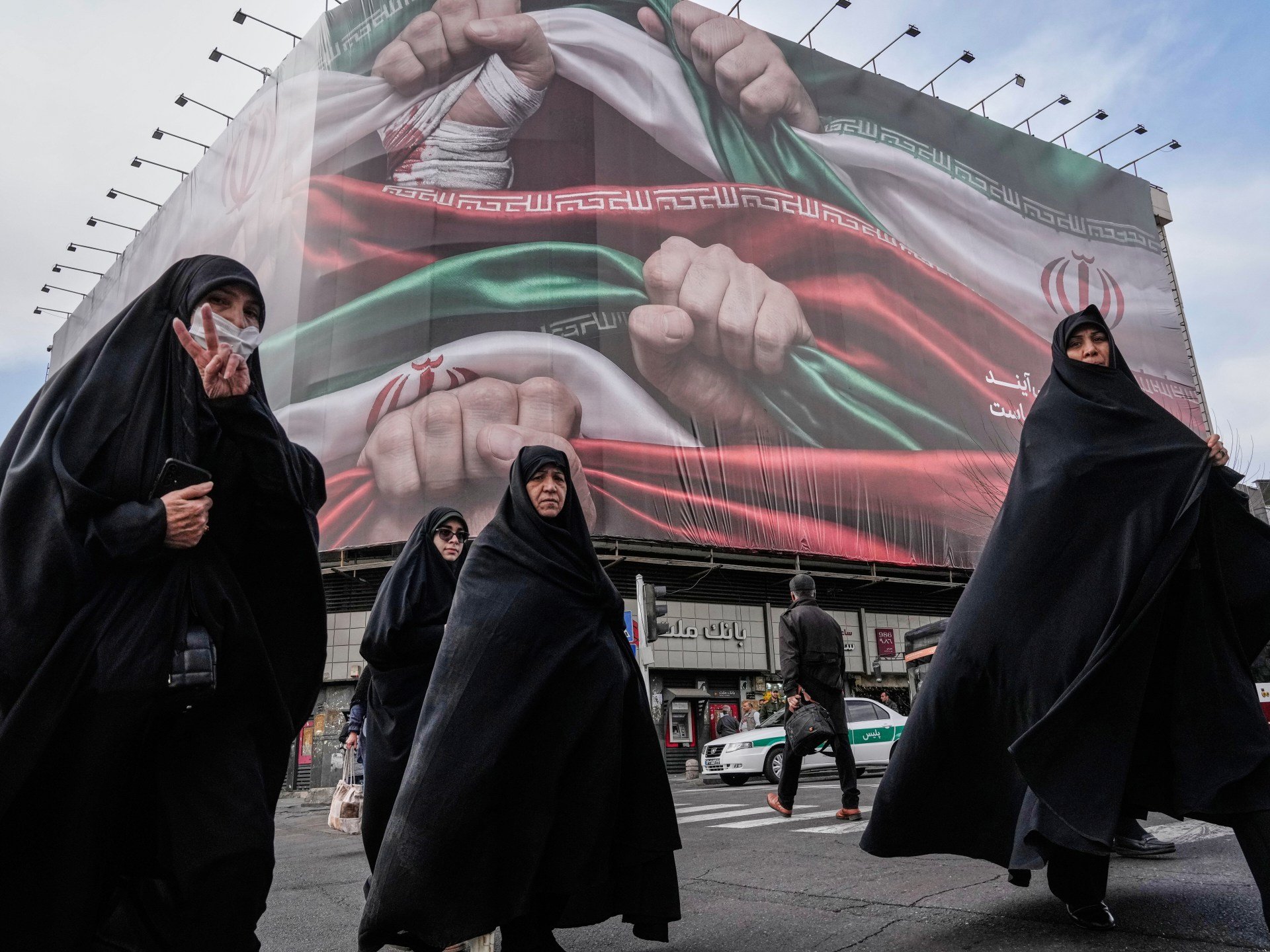 Manipularea digitală a protestelor din Iran: strategii externe și influențe ascunse Campania digitală #FreeThePersianPeople, desemnată drept voința autentică a poporului iranian, a fost de fapt orchestrat de rețele externe cu scopuri geopolitice, conform unei analize recente realizate de Al Jazeera