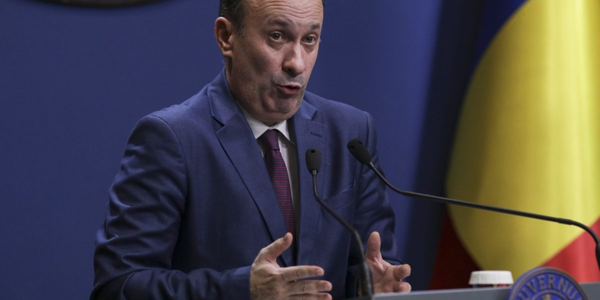 Adrian-Caciu-Sursa-foto-Inquam-Photos-Octav-Ganea-2.jpg - Presa360