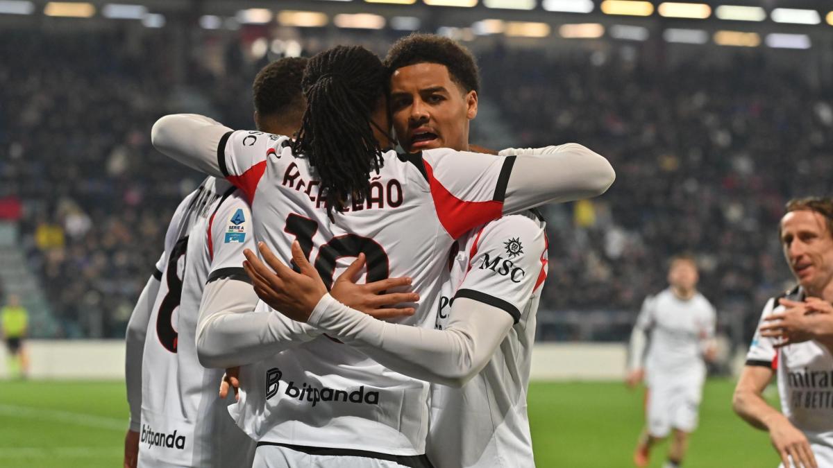 Cagliari înfruntă Milan: golul decisiv marcat de Leao!