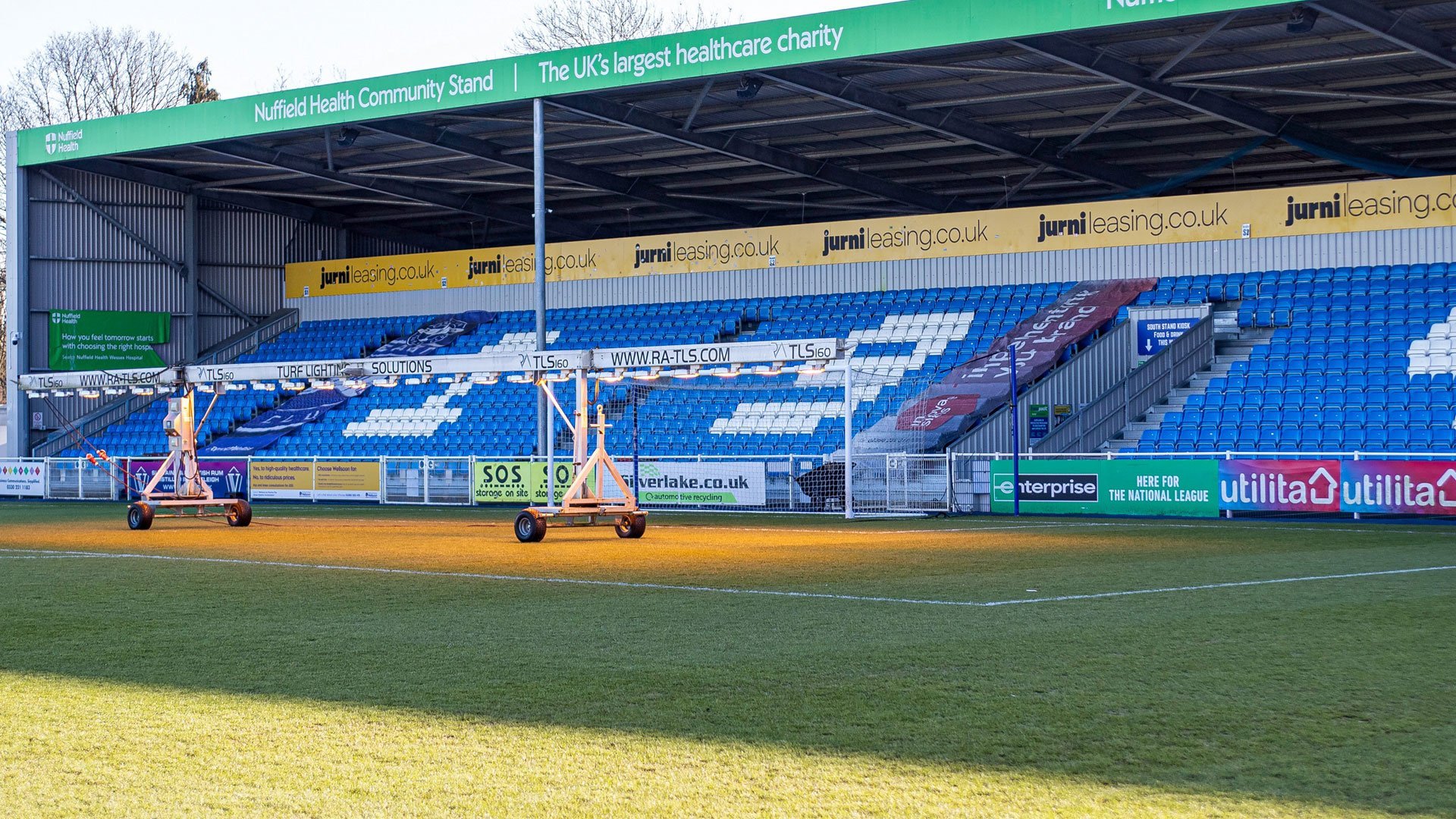 Discuții aprinse după anularea meciului dintre Southport și Eastleigh Meciul din FA Trophy dintre Southport și Eastleigh a fost anulat cu doar două ore înainte de start, lăsând jucătorii și suporterii Southport în stare de frustrare