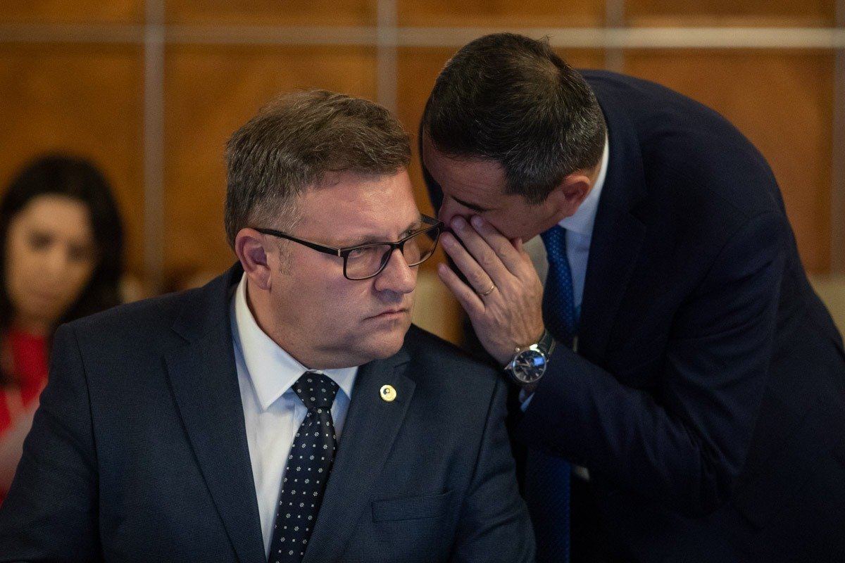 Fostul ministru al Muncii, Marius-Constantin Budăi, a lansat un atac virulent asupra prim-ministrului Ilie Bolojan, după ce acesta a făcut declarații despre nivelul taxelor din România comparativ cu restul Europei