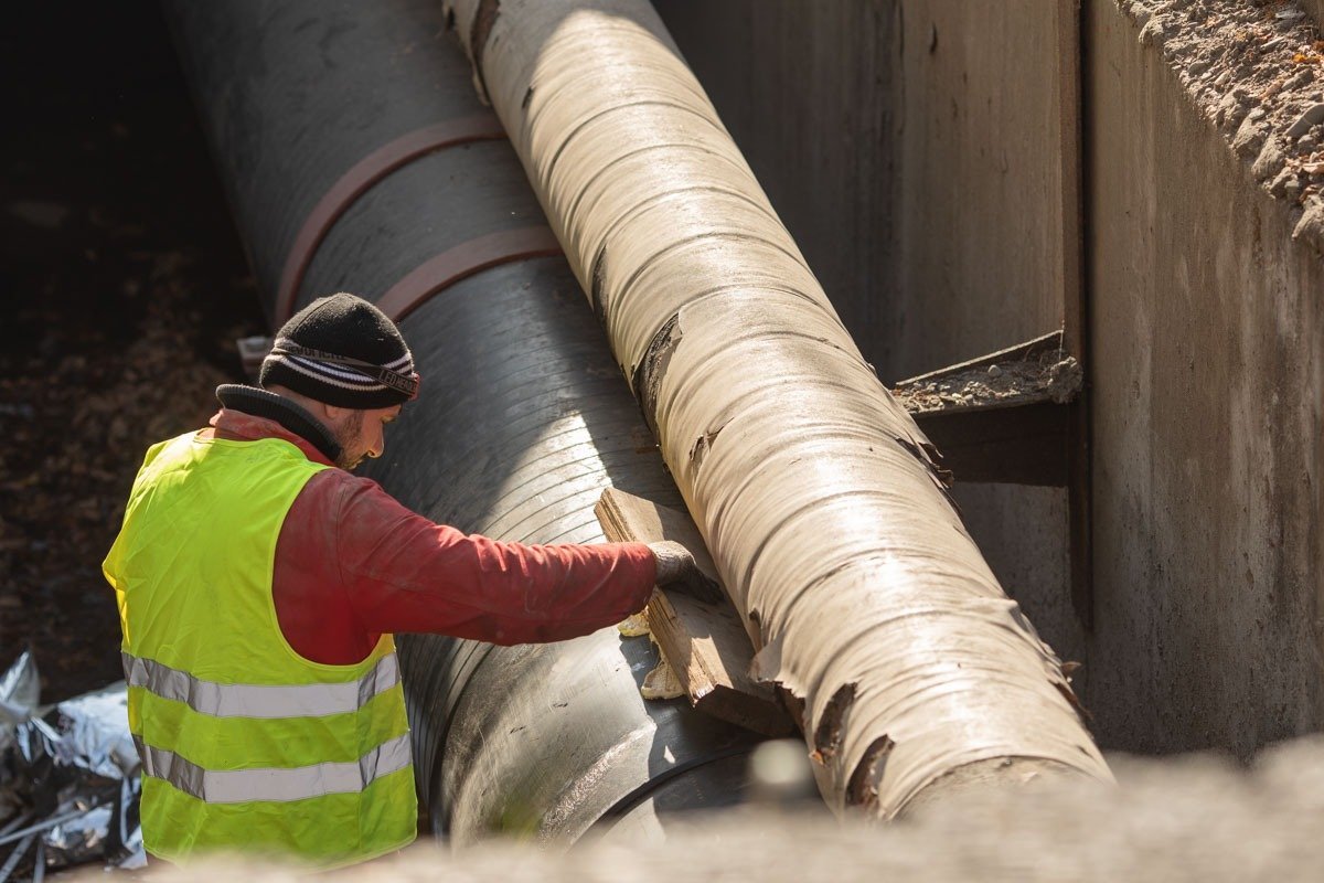 Primăvara a adus, în mod neașteptat, o criză majoră în sistemul de termoficare al Bucureștiului