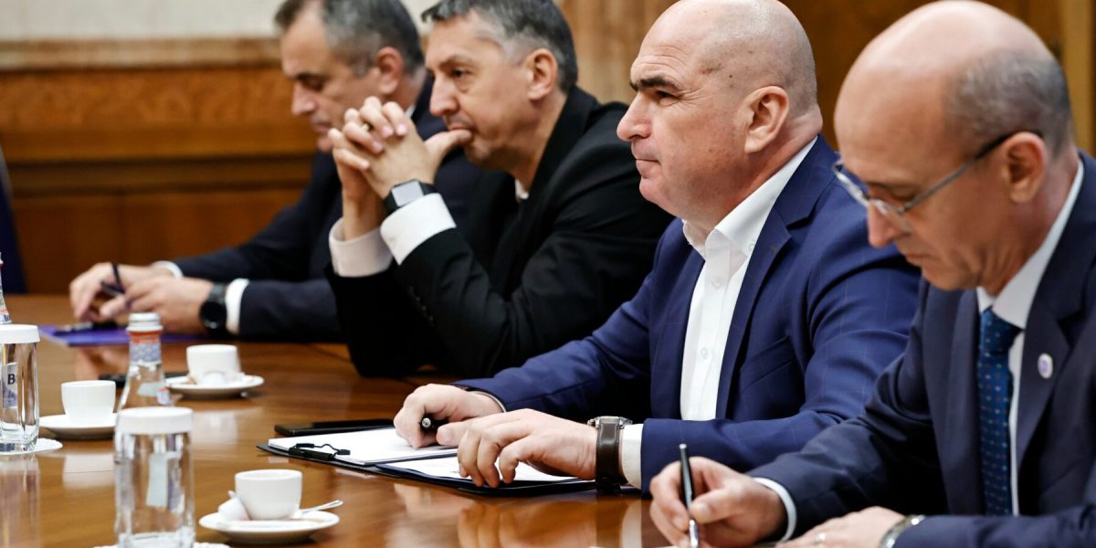 Gigel-Paraschiv-Daniel-David-Ilie-Bolojan-si-Sorin-Ion-Foto-Gov-ro.jpeg - Presa360