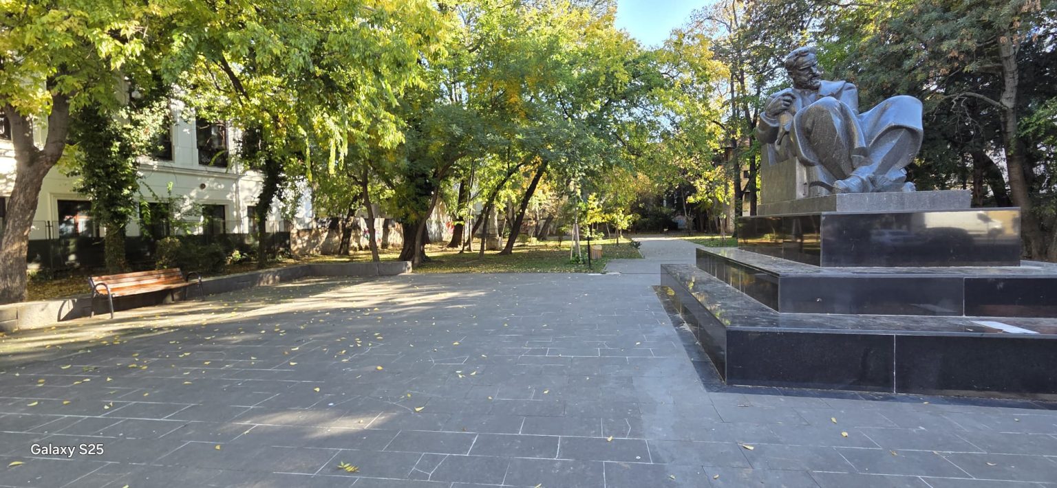 Licitație pentru reabilitarea Parc Ion I.C. Brătianu cu 12 milioane de lei, cu deschidere controlată spre Piața Amzei
