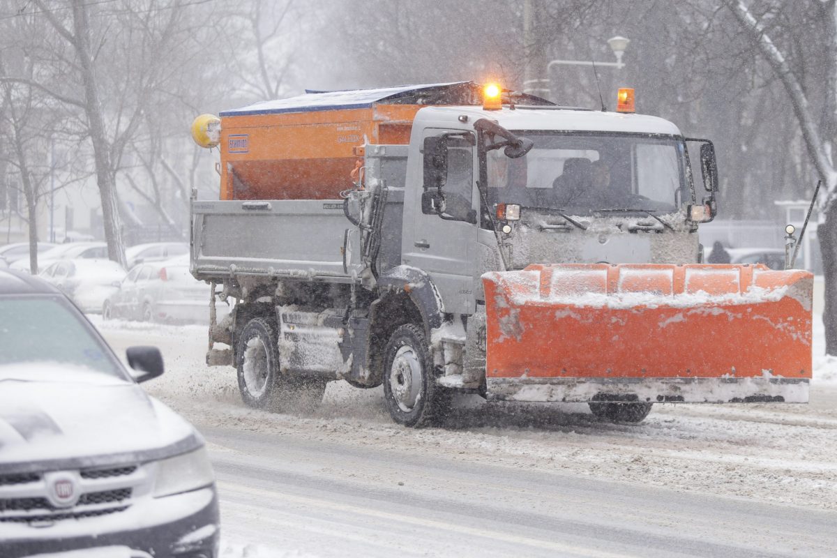 Orădenii pot urmări în timp real intervențiile utilajelor de deszăpezire, o facilitate recent introdusă pentru a spori transparența și eficiența acțiunilor în timpul sezonului rece