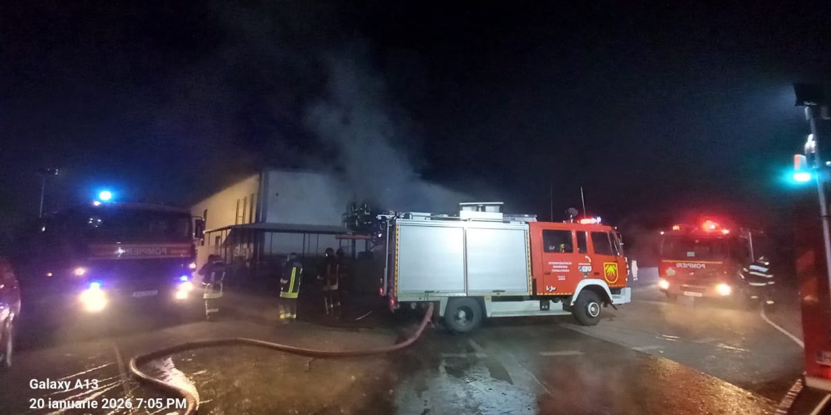 Incendiu-abator-Gheorgheni-Harghita.jpeg - Presa360