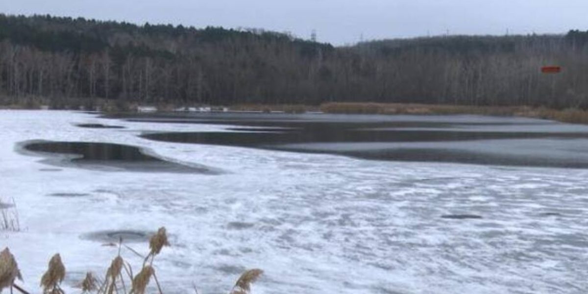 Lacurile-din-Ilfov-inghetate-acces-interzis-a.jpg - Presa360