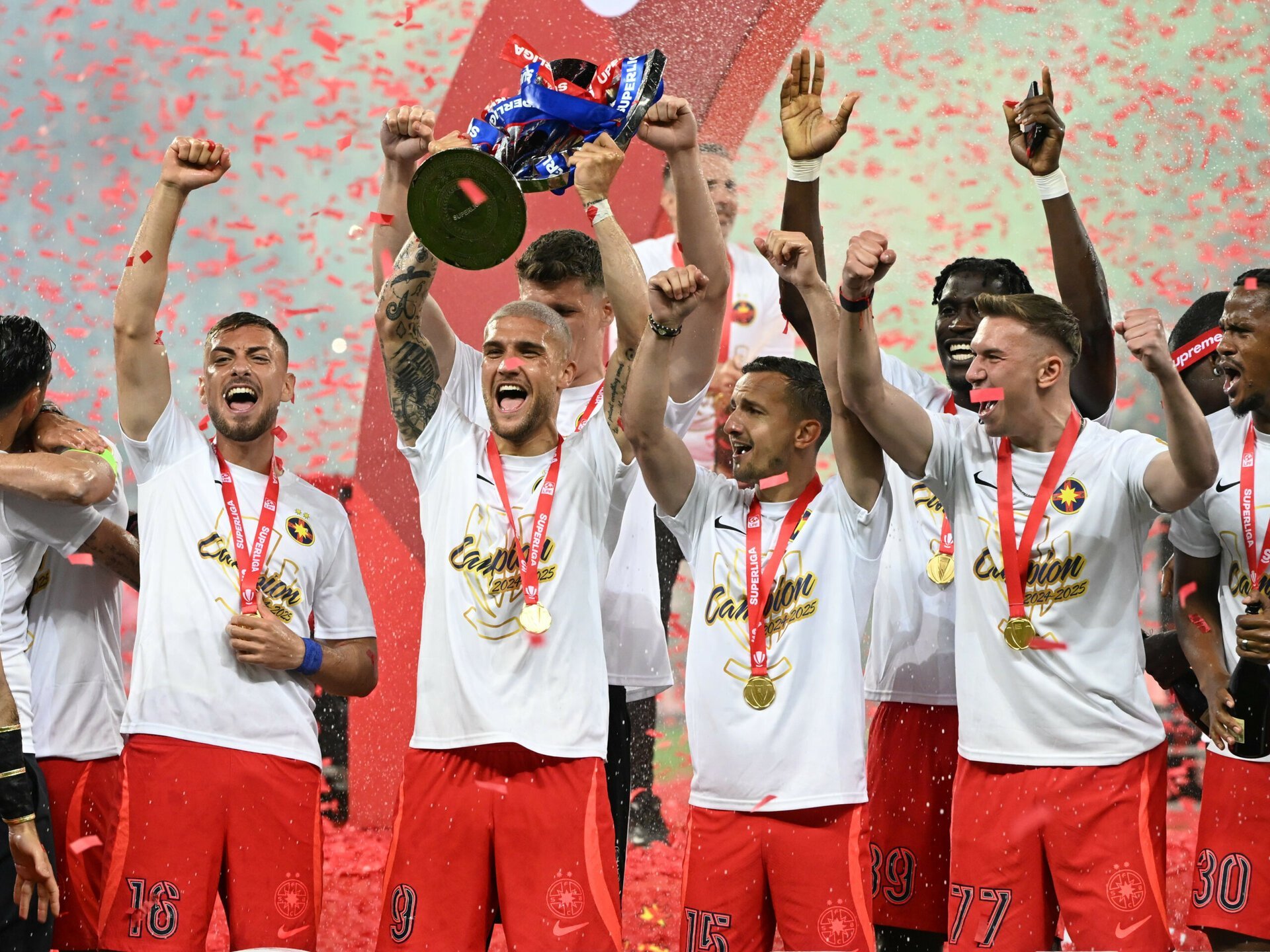 Fost fotbalist de la FCSB renunță la plecare, surpriză în club!