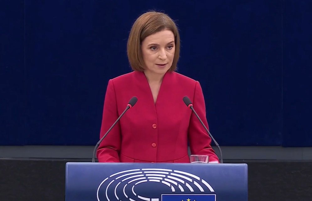 Războiul din Ucraina și instabilitatea geopolitică reconfigurează strategia Republicii Moldova În perioada marcată de conflicte și crize globale, Republica Moldova își reafirmă poziția strategică, bazată pe o relație profundă și de lungă durată cu Bucureștiul și sprijinul temporar oferit de aderarea la Uniunea Europeană