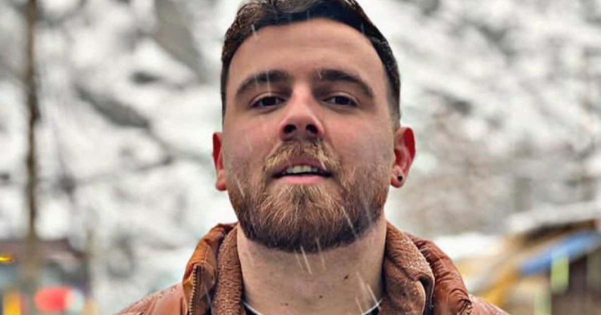 Dominic Fritz susține protestele din Iran: „Poporul iranian va învinge” Președintele USR și primarul Timișoarei, Dominic Fritz, a transmis un mesaj puternic de solidaritate cu protestatarii din Iran, în contextul unei decizii iminente de execuție a tânărului Erfan Soltani, de hanya 26 de ani