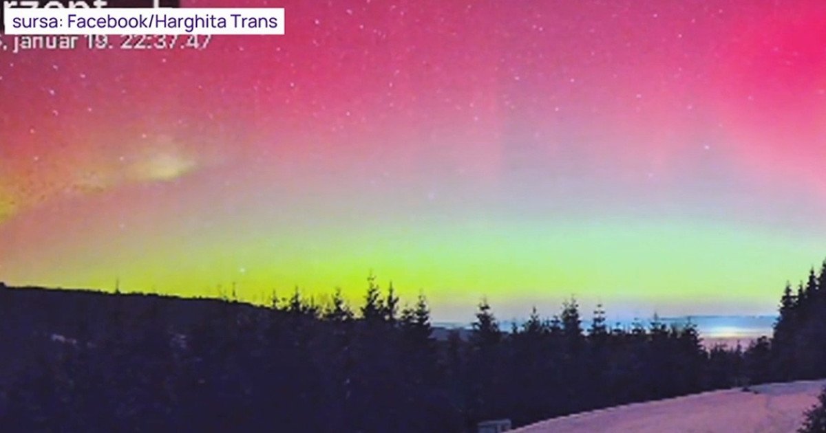 Aurora boreală impresionantă pe cerul României Spectaculoasa auroră boreală a fost observată, în noaptea de 20 ianuarie, în mare parte din România, oferind un spectacol rar pentru iubitorii de fenomene naturale