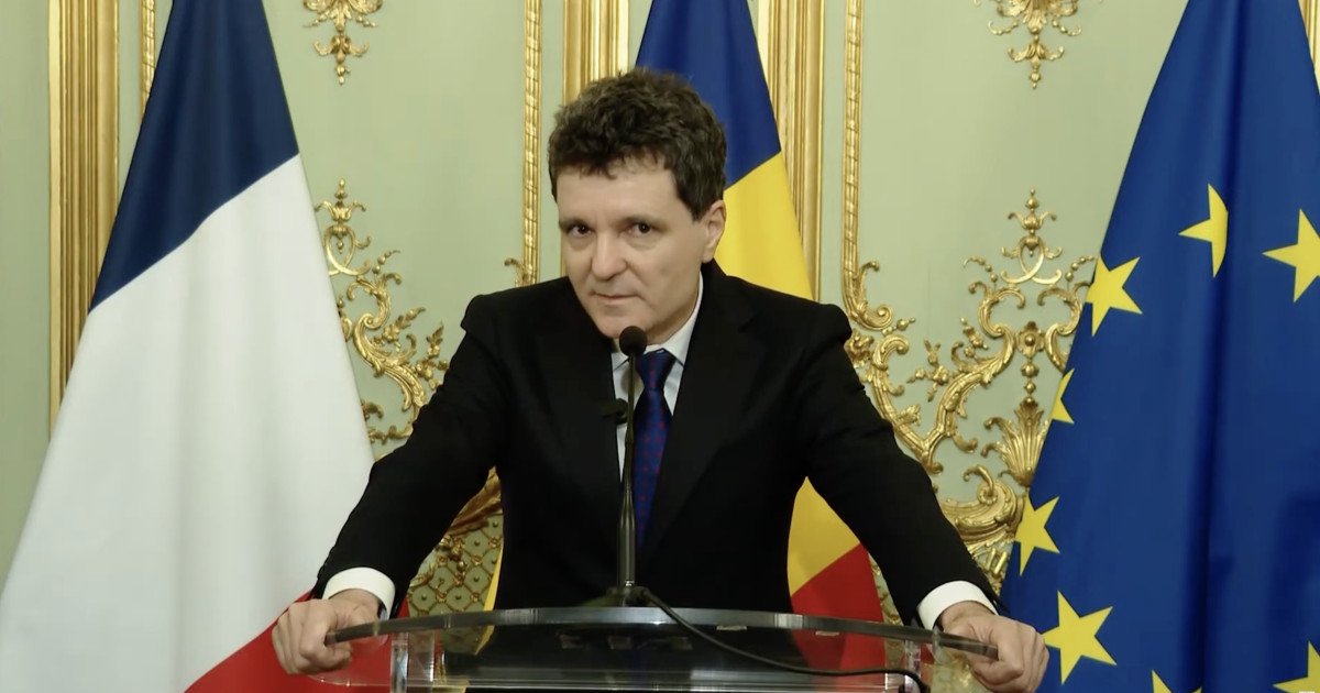 Politica, o necesitate pentru Nicușor Dan: De la ONG la Președinție Președintele Nicușor Dan a declarat sâmbătă, într-un eveniment desfășurat la Focșani, că intrarea sa în politică a fost condiționată de anii petrecuți în sectorul ONG