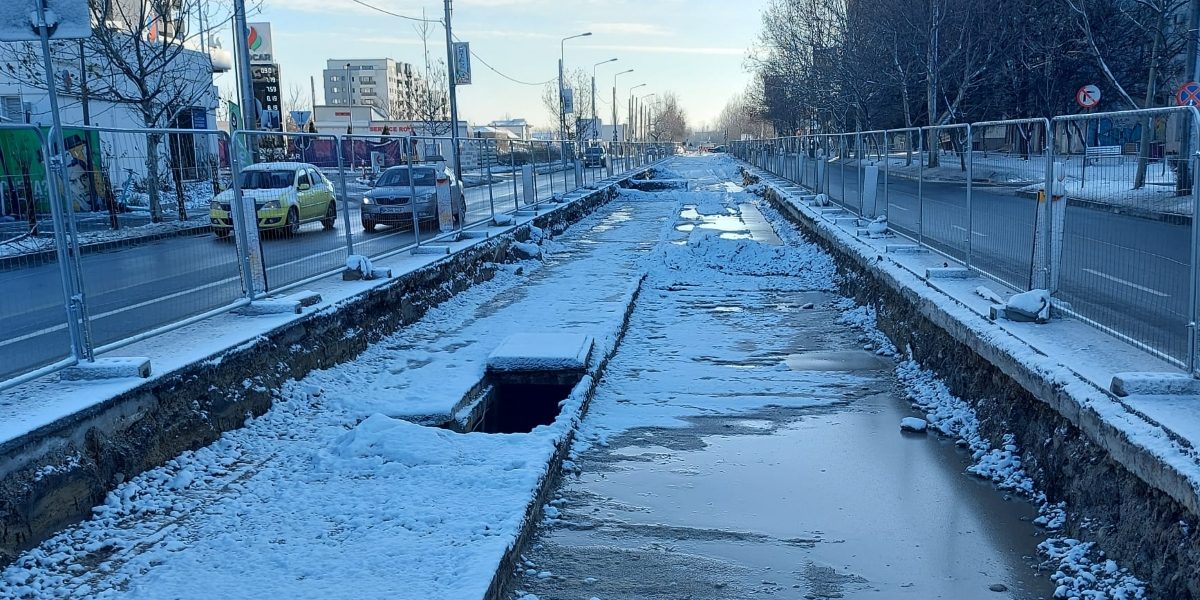 O-mare-structura-de-beton-linii-de-tramvai.jpg - Presa360