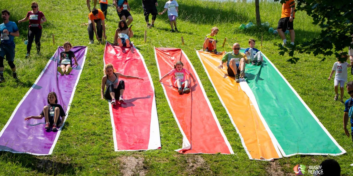 Obstacol-tobogan-cursa-familiilor-BVH-2025.jpeg - Presa360