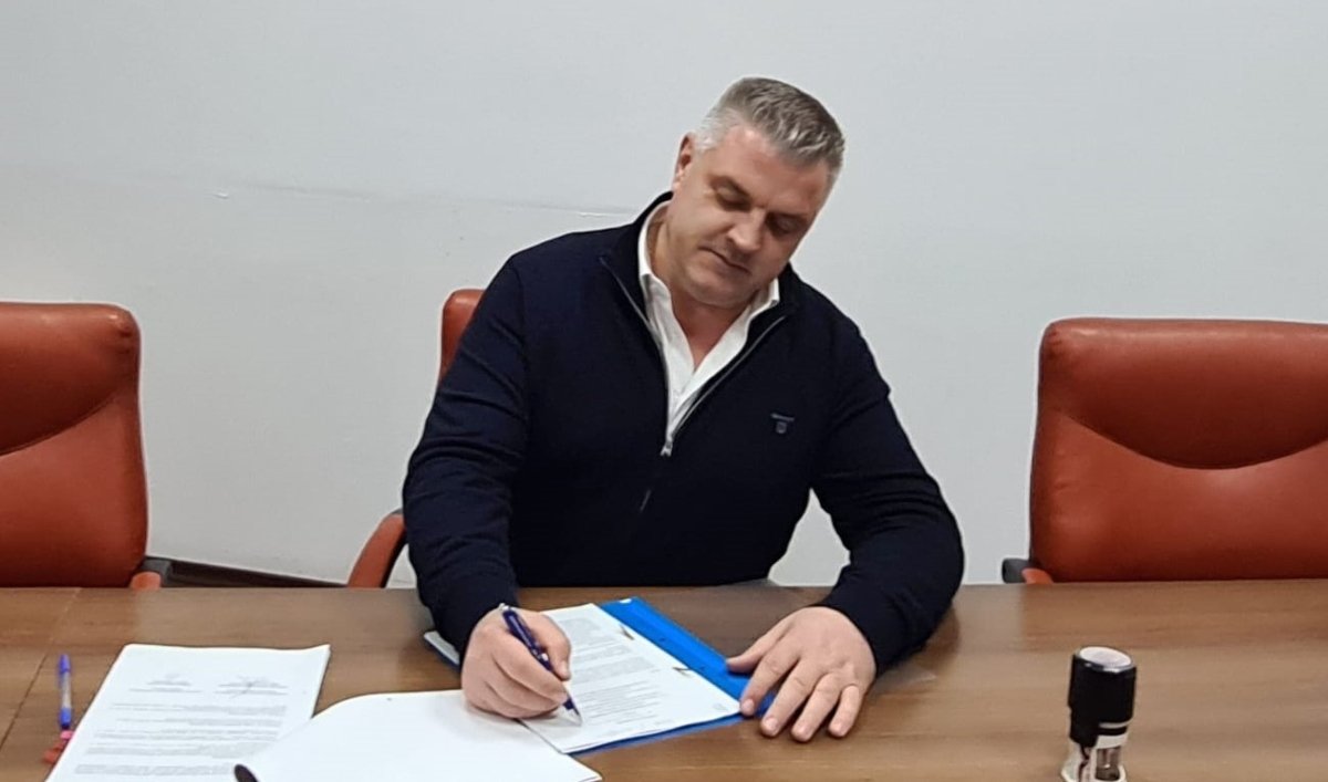 Majoratul fiului primarului din Buftea, Gheorghe Pistol, a generat valuri de controverse după ce s-a aflat costul alarmant de aproape 100.000 de euro pentru organizarea evenimentului