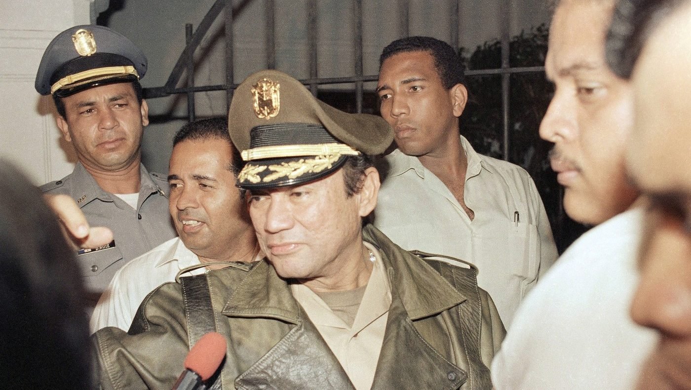 Condițiile de predare ale lui Manuel Noriega: o capitulare sub soarele Panamei Manuel Noriega, fostul dictator al Panamei, s-a predat forțelor americane în 20 decembrie 1989, sub condiții nebănuite pentru un om care a fost cândva la putere