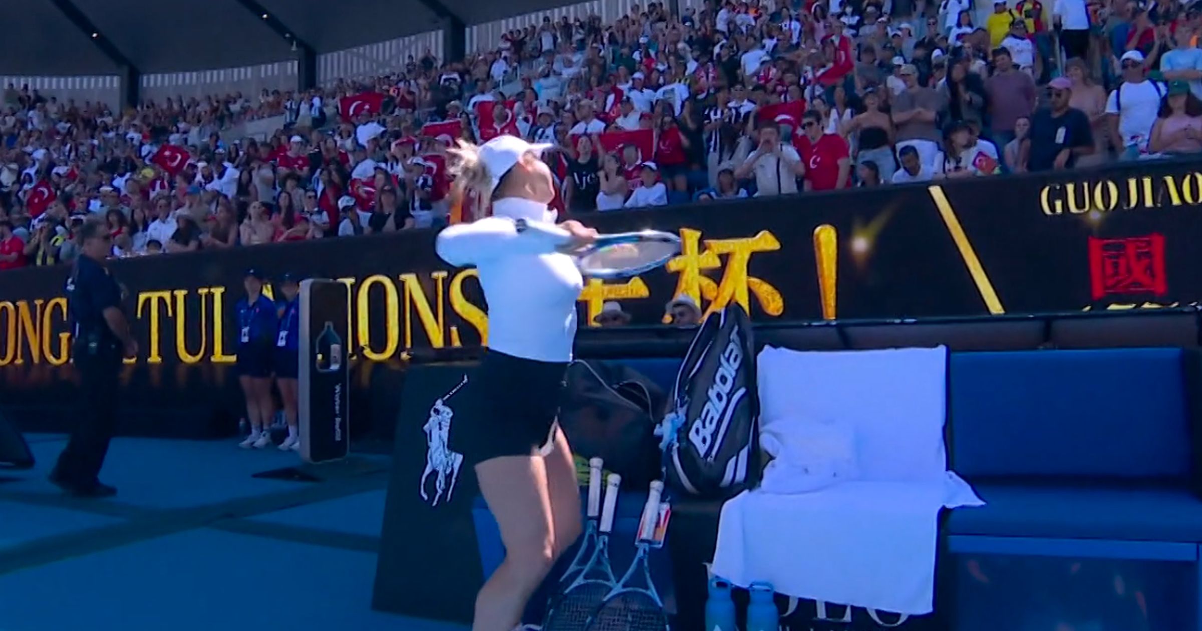 Yulia Putintseva, controversată la Australian Open 2026: Dansează după huiduieli Australian Open 2026 a început cu multe surprize, dar puține au fost la fel de controversate ca comportamentul tenismenei kazahă Yulia Putintseva
