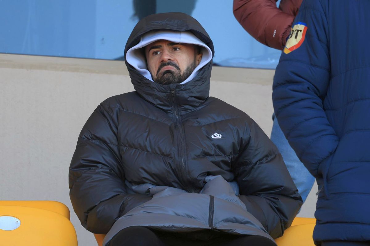 Florin Tănase, absent surprinzător în amicalul cu Beșiktaș Florin Tănase, golgheterul echipei FCSB în actuala stagiune, nu a figurat pe foaia de joc a meciului de pregătire contra Beșiktaș, ce a avut loc recent în Antalya