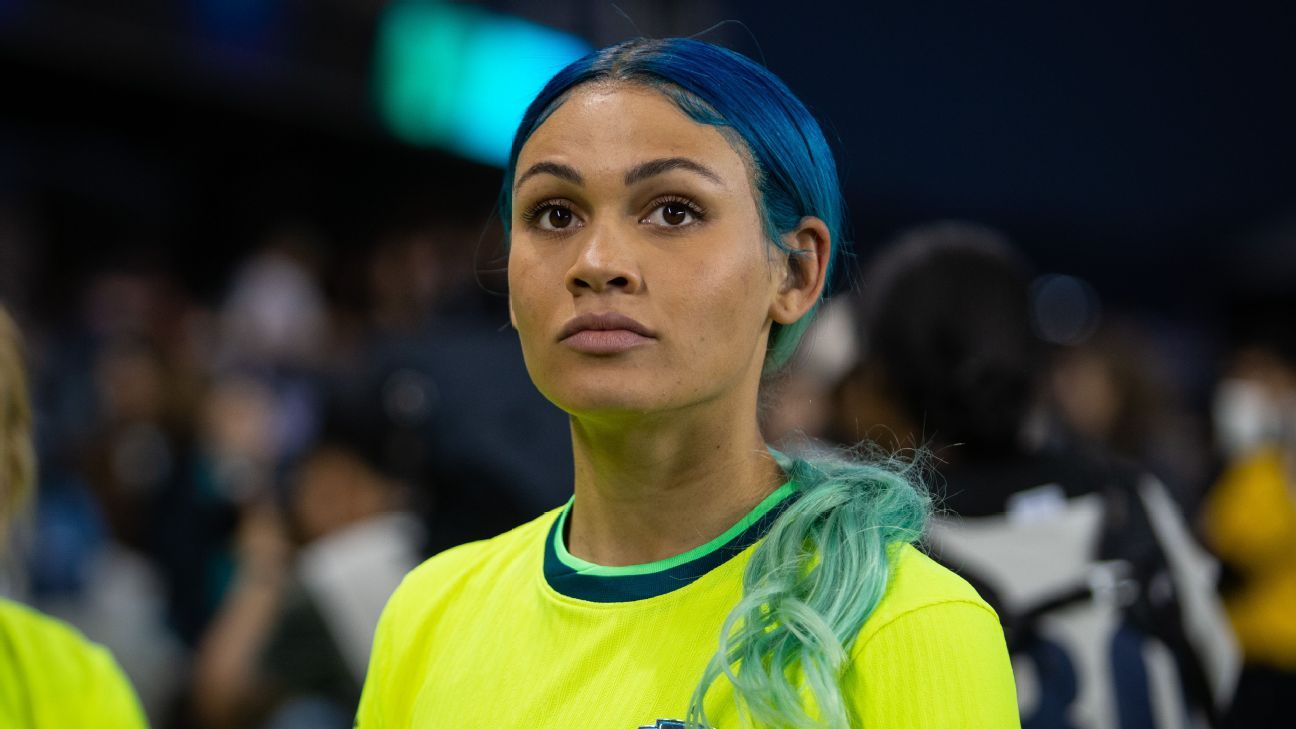 Trinity Rodman, starul echipei naționale a Statelor Unite la fotbal feminin, a semnat un contract record pe trei ani cu Washington Spirit, care o va menține în cadrul clubului până în 2028
