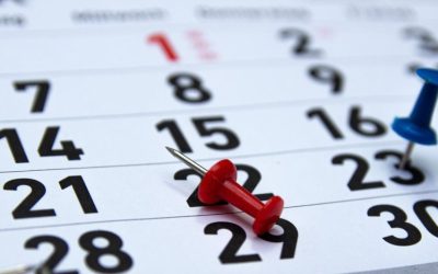 câte pică în weekend și ce sărbători se suprapun (calendar complet)