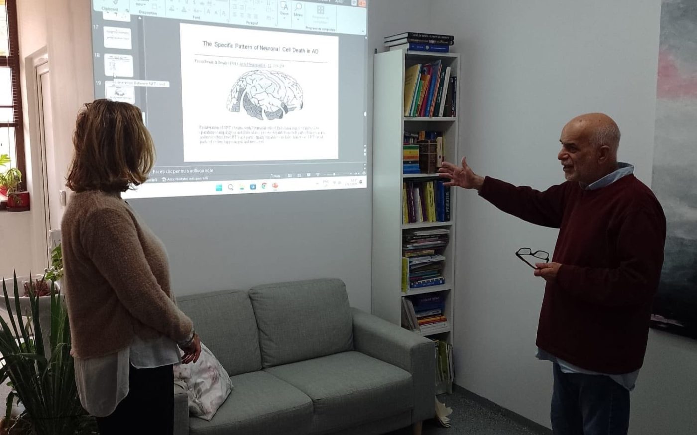Primăria Sectorului 1 oferă tratament gratuit persoanelor cu Alzheimer, într-un centru specializat Persoanele diagnosticate cu boala Alzheimer din Sectorul 1 al capitalei beneficiază acum de servicii gratuite de evaluare și tratament, într-un centru dedicat din cadrul Direcției Generale de Asistență Socială și Protecția Copilului (DGASPC)
