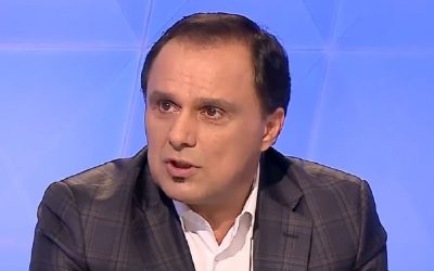 basarab-panduru-comentariu-acid.jpg - Presa360