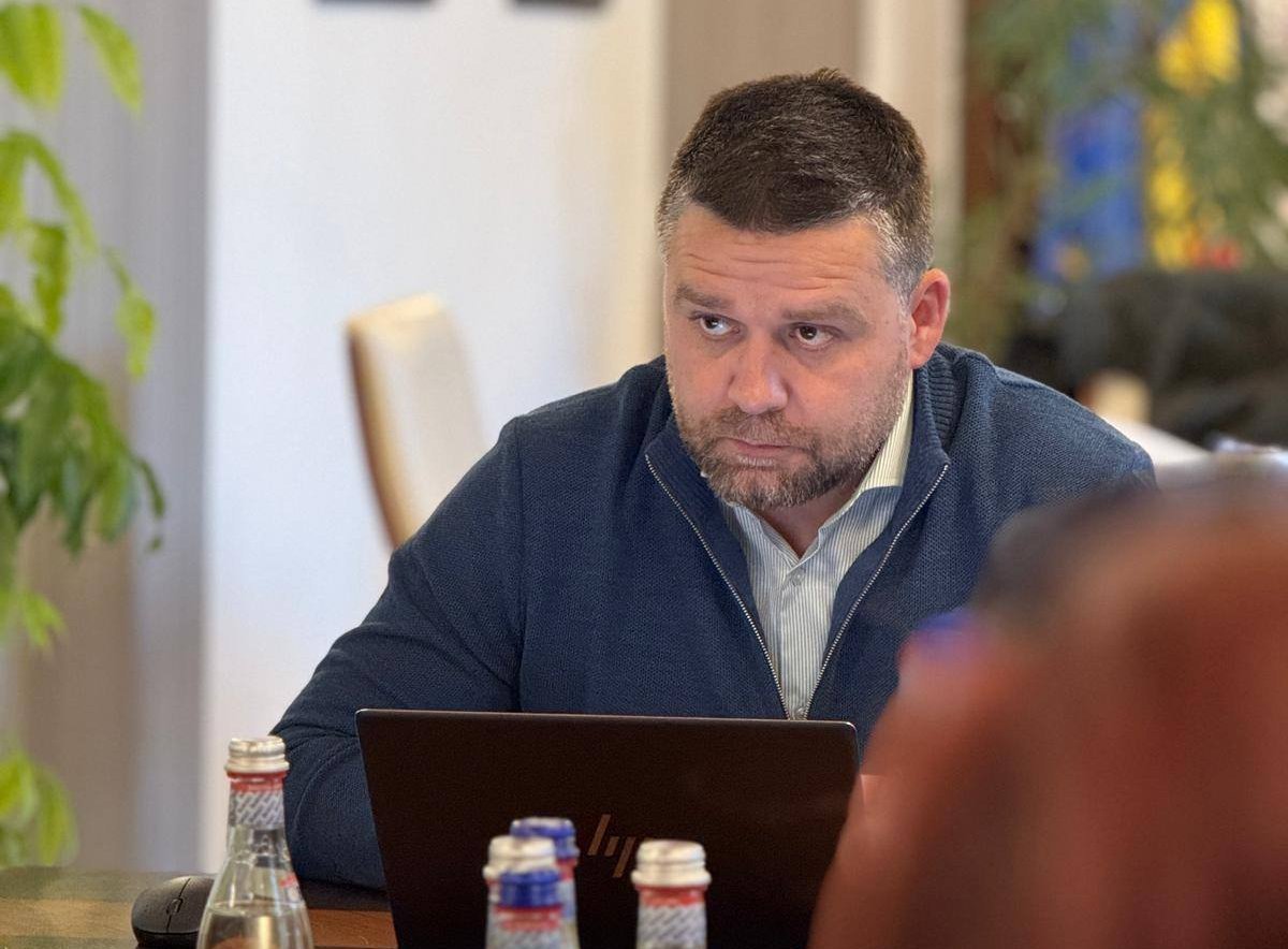 Primăria Capitalei se confruntă cu o criză financiară majoră, care riscă să ducă instituția în pragul falimentului în acest an, dacă guvernul nu va interveni în mod radical prin schimbarea sistemului de finanțare