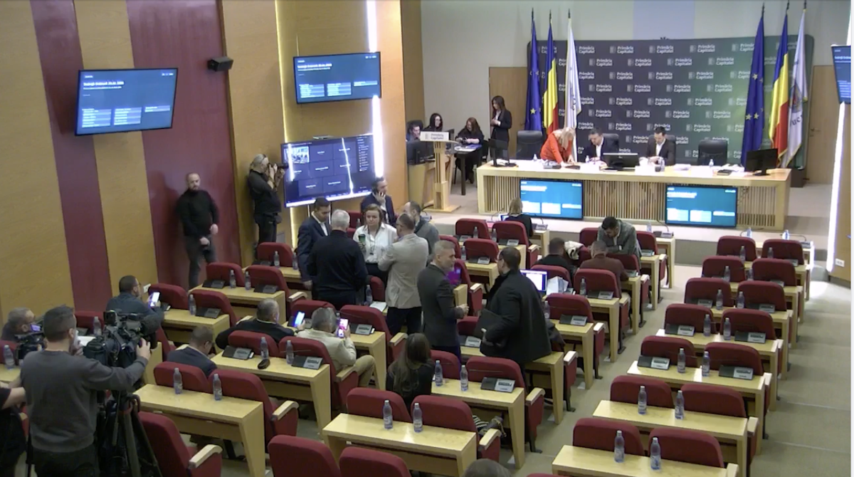 Consiliul General al Municipiului București respinge toate proiectele majore propuse de primarul Ciprian Ciucu în prima ședință oficială Primarul Sectorului 1, Ciprian Ciucu, a avut parte de o primă rundă dificilă după preluarea mandatului, în cadrul ședinței din ziua de joi a Consiliului General al Municipiului București (CGMB)