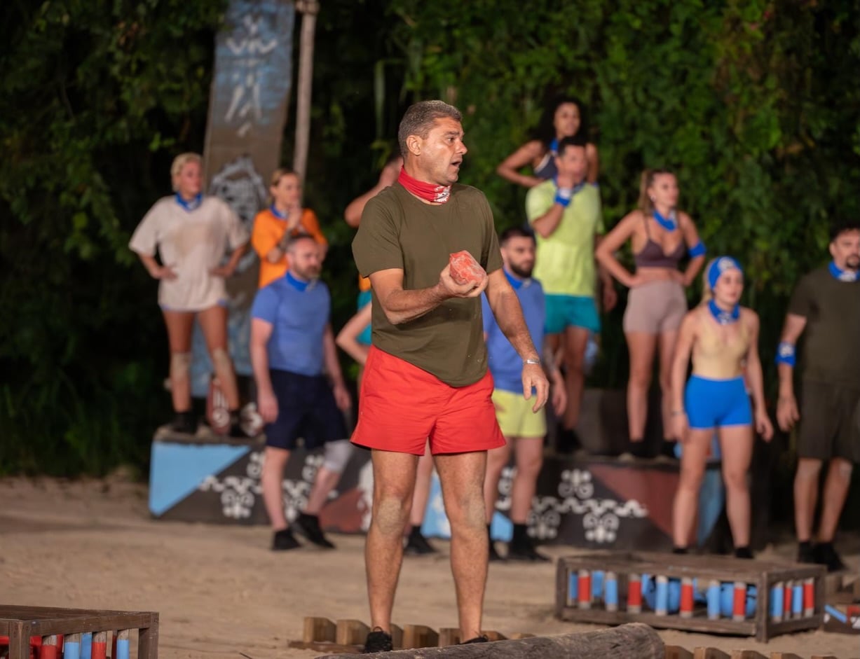 Provocări Extreme în Survivor Romania: Boureanu în Dilema Emotivă Cele două triburi din competiția „Survivor România” se pregătesc pentru noi provocări, având în spate o etapă plină de controverse, discuții aprinse și eliminări surprinzătoare