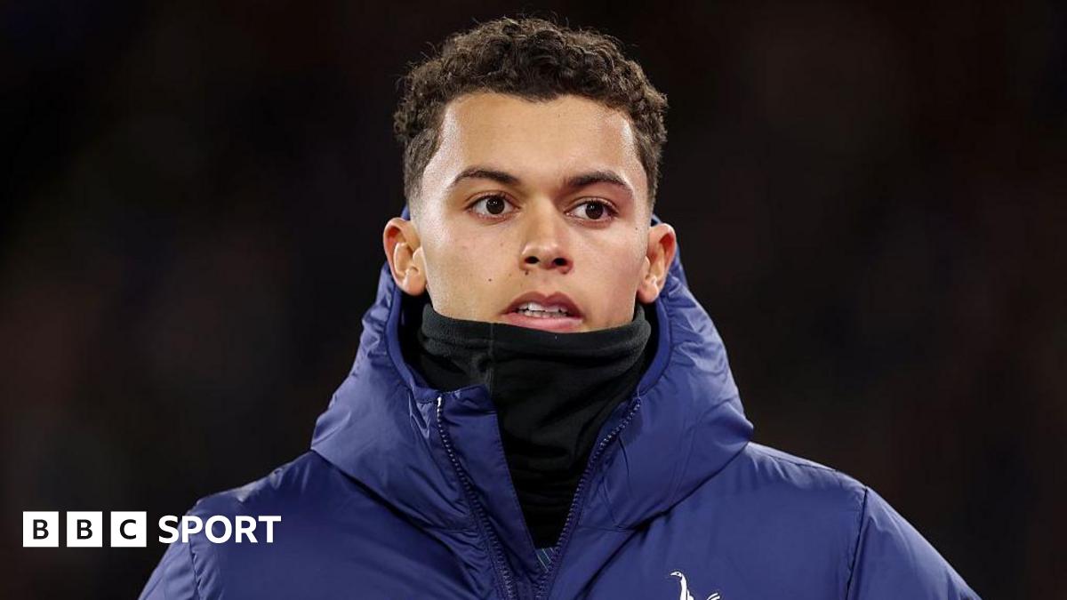 Brennan Johnson, noul star al lui Crystal Palace, debutează în campionat Brennan Johnson, atacantul galez, va face parte din lotul lui Crystal Palace în confruntarea de duminică cu Newcastle, după ce transferul său record, în valoare de 35 de milioane de lire sterline, a fost finalizat vineri