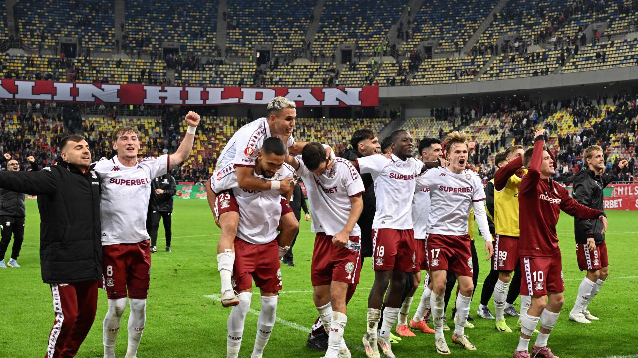 Rapid cedează un jucător important sub formă de împrumut Rapid București continuă să își regândească strategia de lot pe parcursul sezonului, cedând un jucător de valoare unei echipe din Superligă, care își propune o clasare în play-off