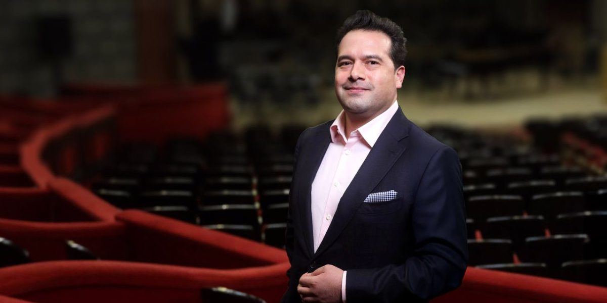 dirijorul-robert-trevino-ateneul-roman-fgejpg.jpeg - Presa360