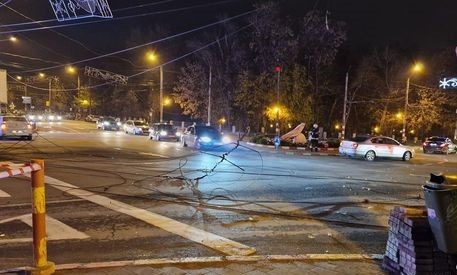 fire-targu-jiu.jpg - Presa360