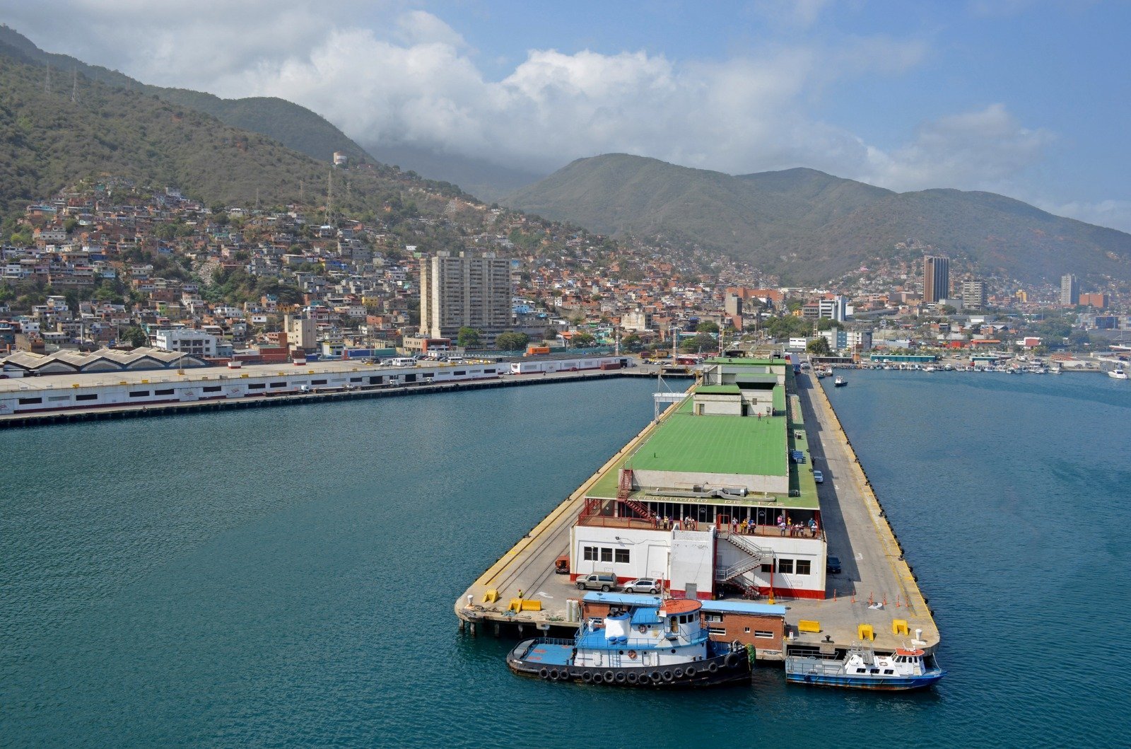 Venezuela deține cele mai mari rezerve de petrol din lume; Trump poate opri declinul?