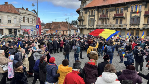 hora_unirii.jpg - Presa360